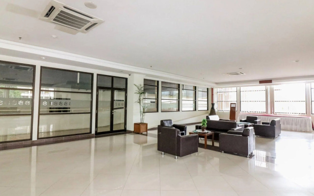 NIDA Rooms Colombo Komplek Karang Marang