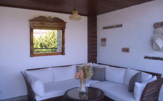 Alacati Yamac Evi Butik Otel