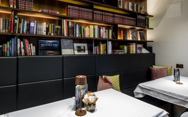 Hotel Mrak 4*