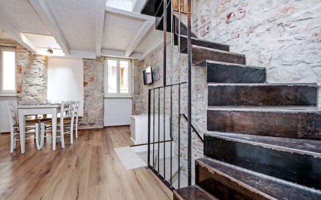 Apartments Casa Roccia Bianca