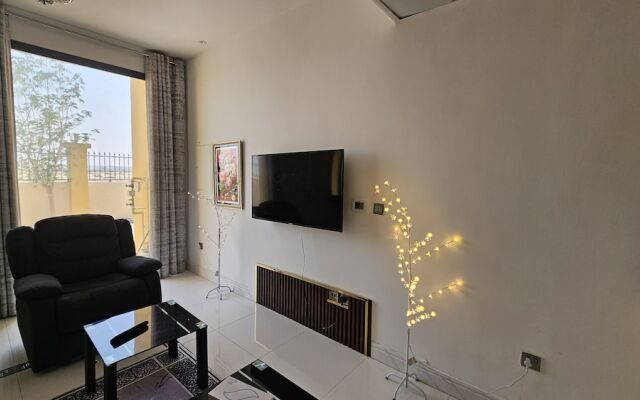 Room in Villa - Amazing One-bedroom Villa Town House