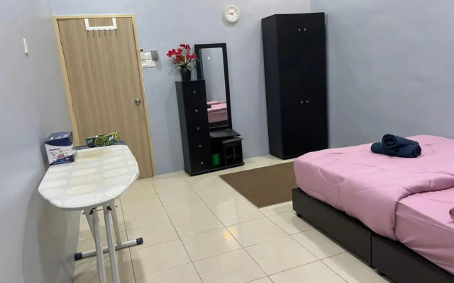 Vistana Indah Homestay