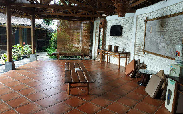 Kampung Sumber Alam Garut Powered by Archipelago