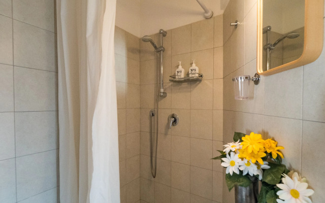 Lassù Apartment With Terrace