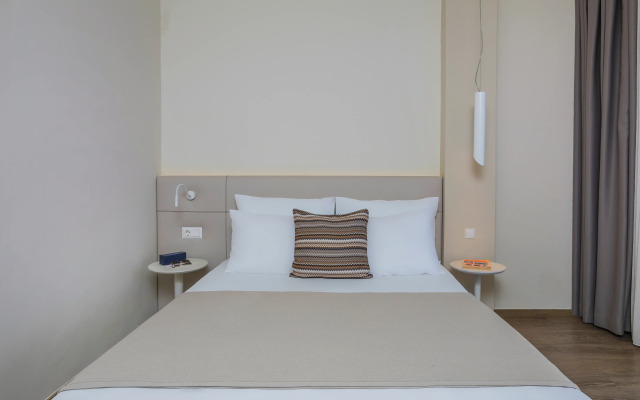 Ammon Zeus Luxury Beach Hotel