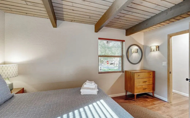 Walk to Golf & Restaurants: Serene Twain Harte Gem