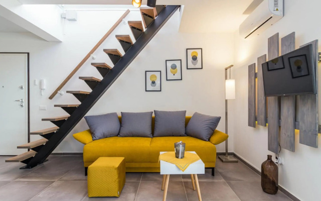 Penthouse Apartment Sax