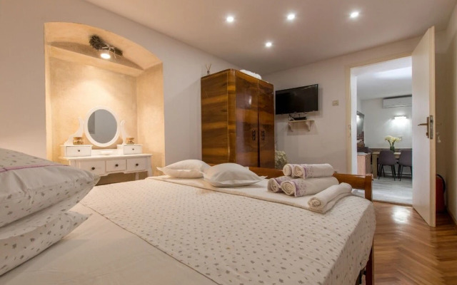 Sen - 130 m From sea - A1