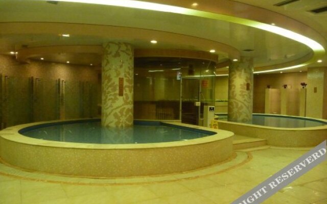 Zhongyuan Holiday Hotel