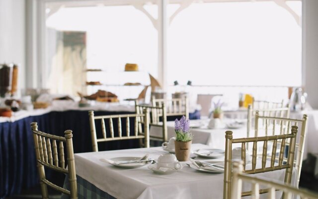 Karalis City Hotel