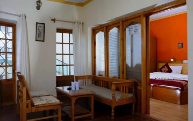 TIH Royal Heritage Resort