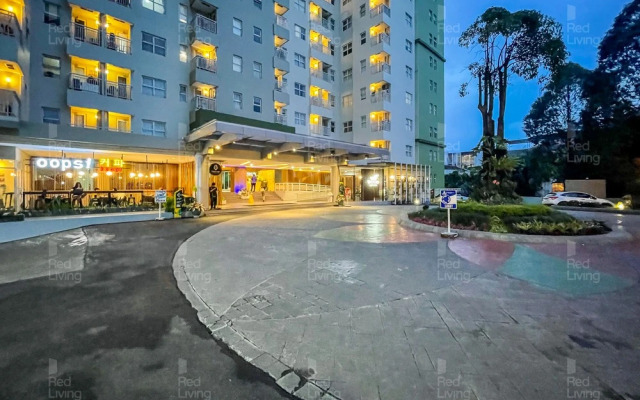 RedLiving Apartemen Parahyangan Residence - Anton Rooms
