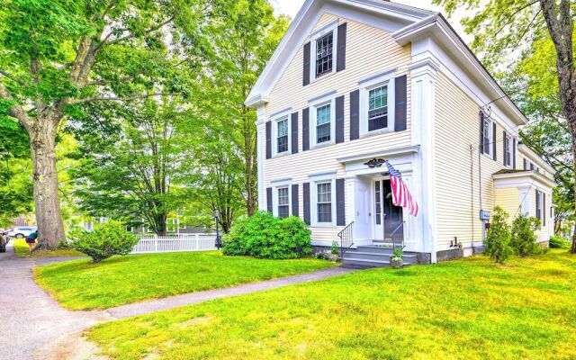 Kennebunk Apartment w/ Local Beach Access!