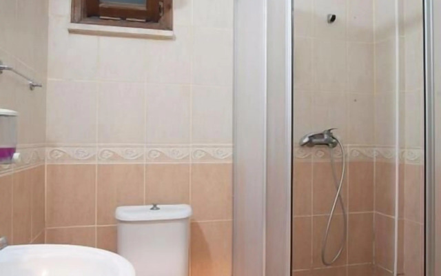 Glaro Garden Hotel-restaurant