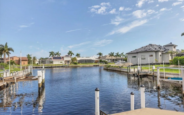 228 Freeport Court