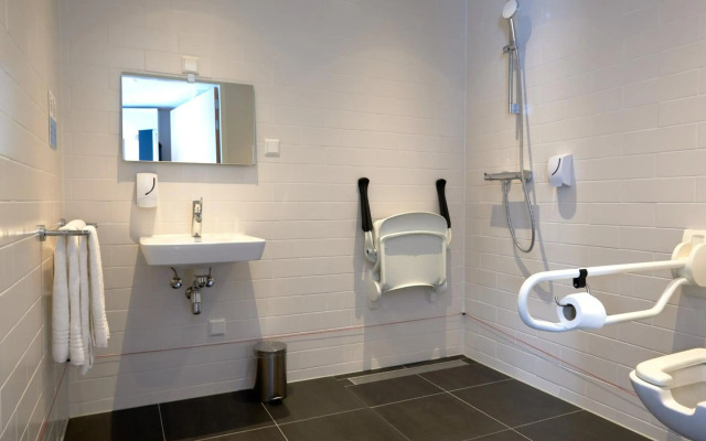 Holiday Inn Express Amsterdam - City Hall by IHG