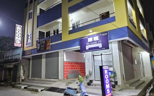 Pondy Pleasant Stay