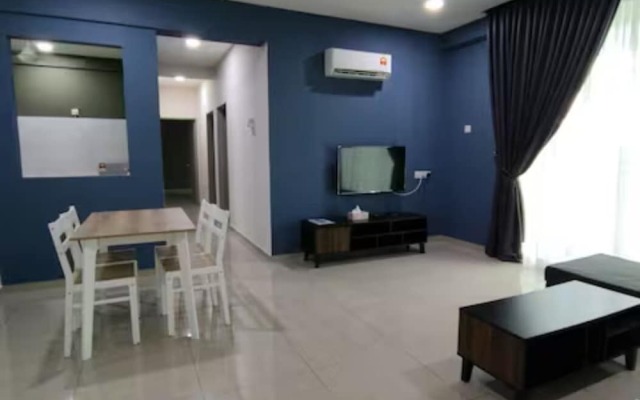191 Cozy CasaKayangan 3BR by Grab A Stay