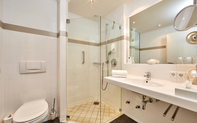 Hotel am Badersee