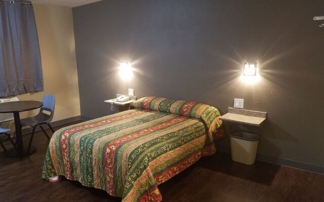 Travel Time Motel