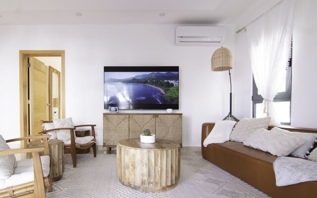 New Beachfront Penthouse by RedAwning
