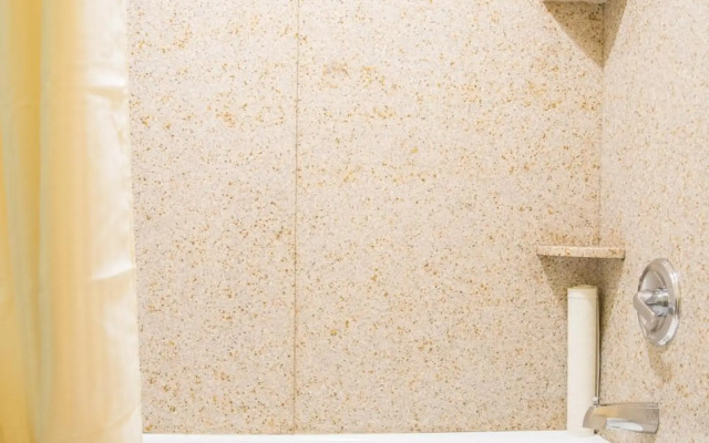 Oakland Airport Executive Hotel