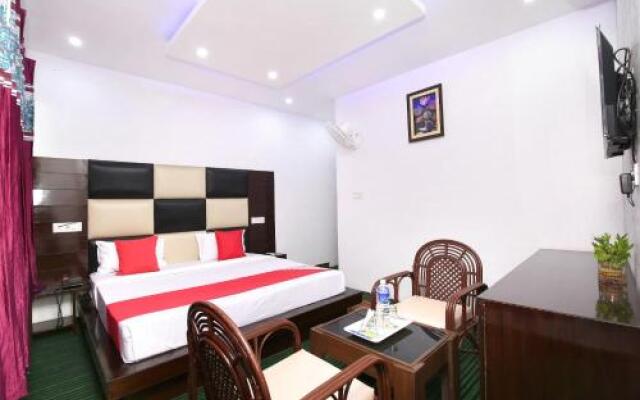 Oyo 28042 Hotel Panchkula Inn