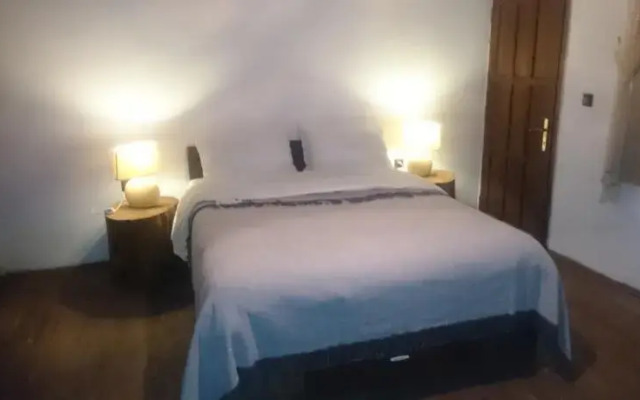 Apollonia Lodge