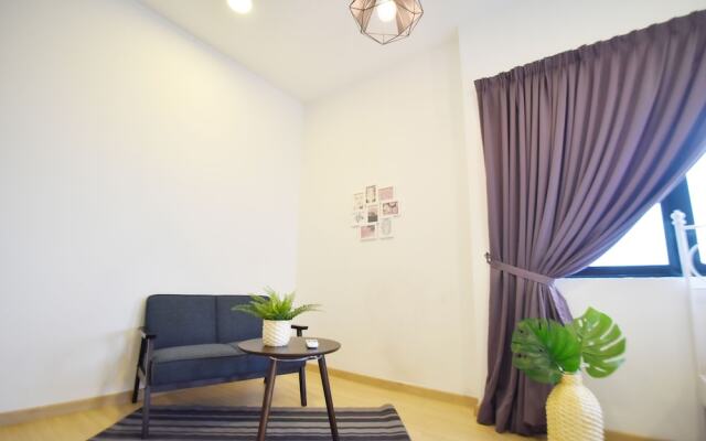 GT Home Encorp Strand Residence