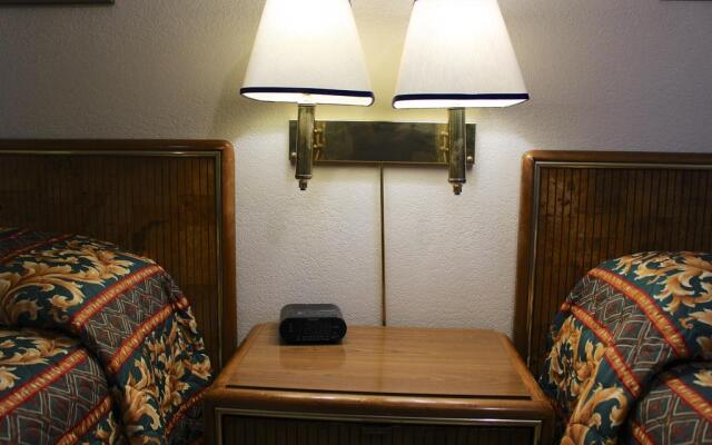 Starlite Motel