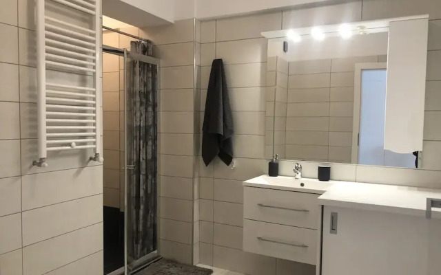 Westpark2 One-Bedroom Suite W5 Lakeview