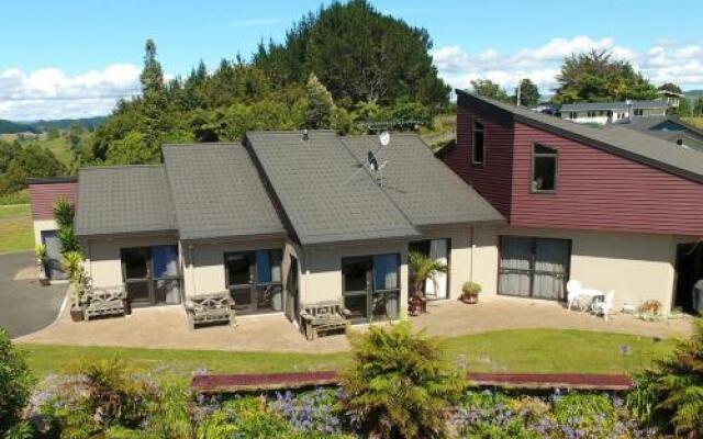 Waitomo Golfstays B&B