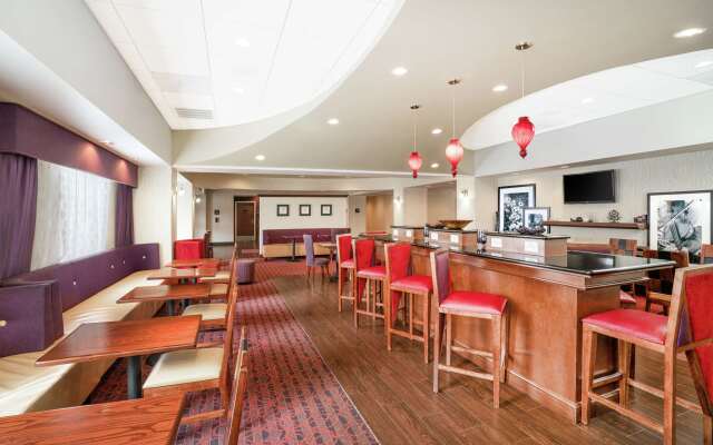 Hampton Inn Richmond Airport