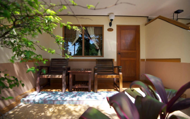 Ko Tao Resort (SHA Extra Plus)