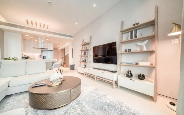 Picturesque Balcony and Beach Haven at Address JBR