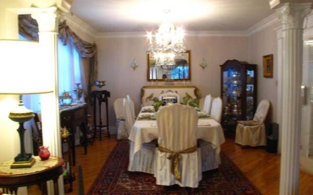 Les Diplomates B&B Executive Guest House