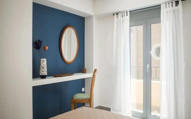 Elegant City Apartment - 250m From Solomos Square