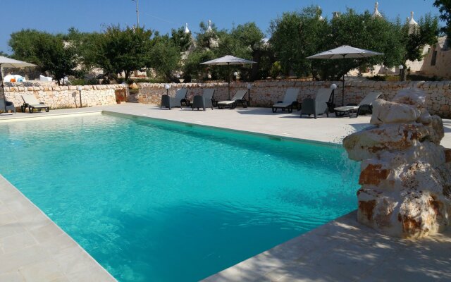 Almapetra Trulli Resort
