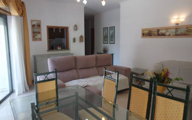 C03 - Avenue Backstreet Flat
