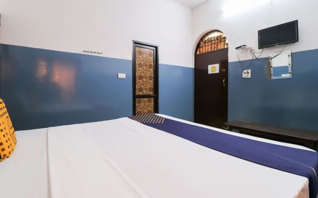 Spot On 61705 Hotel Rose Star