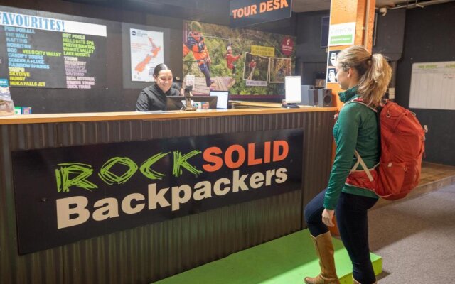 Rock Solid Backpackers Rotorua