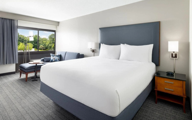 Courtyard by Marriott Montvale