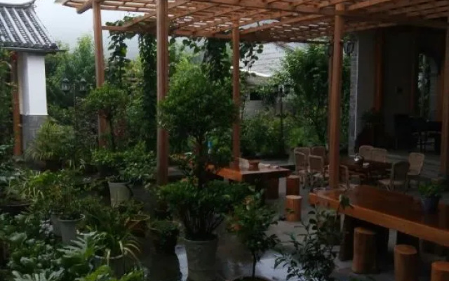 Bihailou Inn – Outside – Baoshan