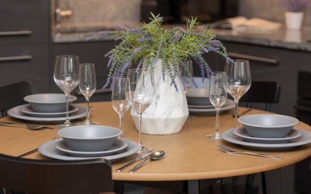 Apartment Siedmiogrodzka Wola by Renters