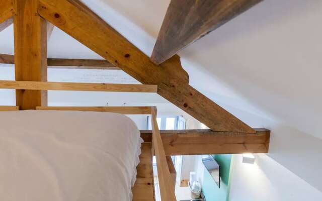 Boutique Rentals - Republica's Garden Studio with views