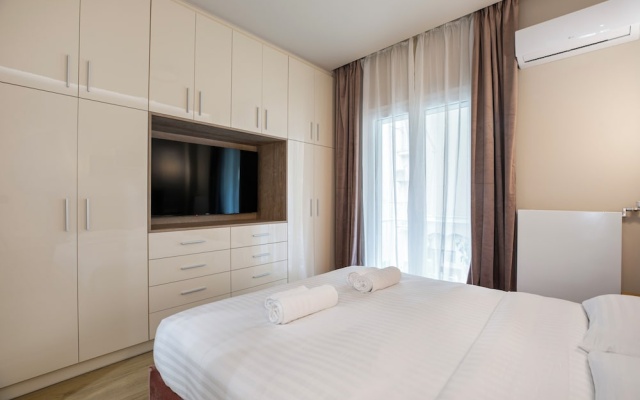 Propylaea View Apartment