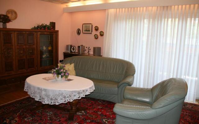 Albertus Paris Stadt-Aparthotel