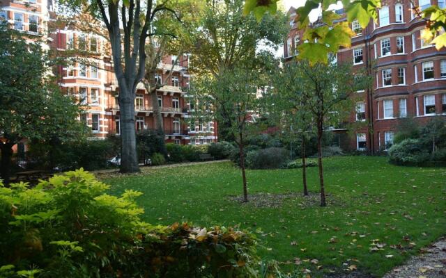 Beautiful 2 Bedroom Property In Earls Court