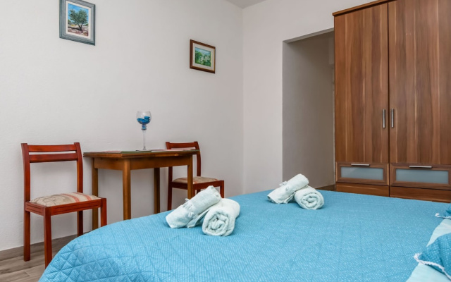 Apartment Goran
