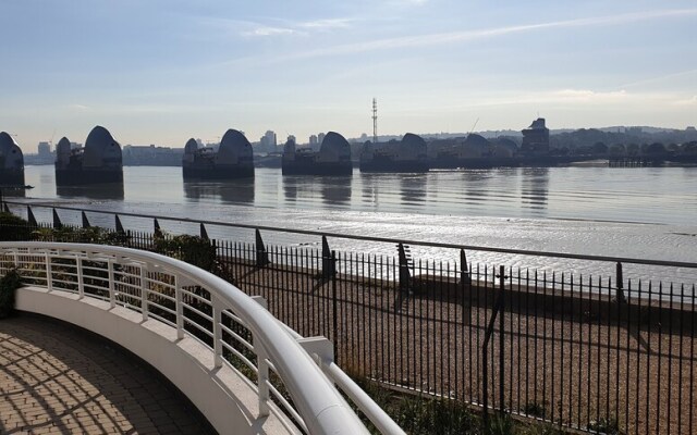 Exclusive Excel London Apartment